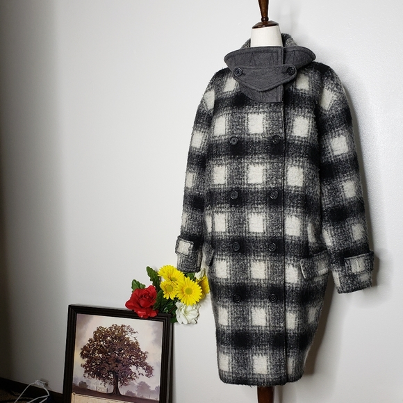 SOLD***Banana Republic Double Breasted Wool Coat - Picture 12 of 16